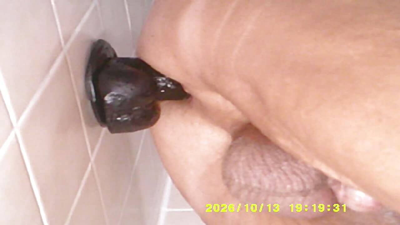 10-13-26 BEN BLACK TOY 1.wmv