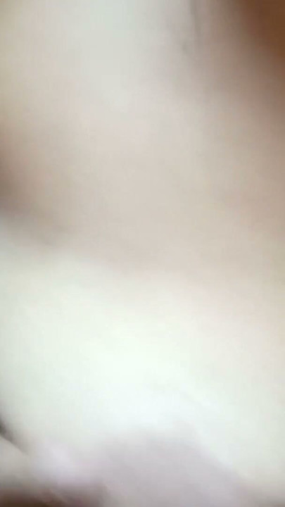 Debut in porn flashing big tits erotic dance debuting toy | Clip 2