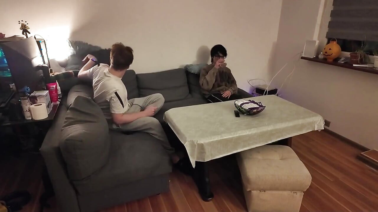 Arabama vurdu, parası yoktu, bu yüzden başka bir şey teklif etti!