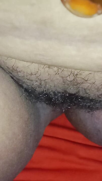 Beautiful Tamil Aunty Lets Husband Videotape Her Private Parts