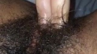 Волосатая мастурбация