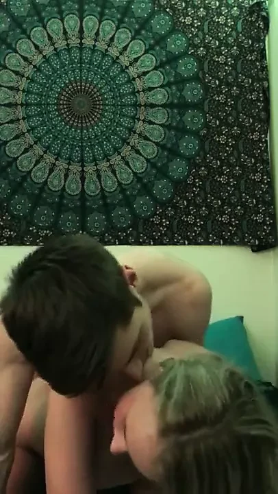 Beautiful blond gets deep drilling from jerkboy bf
