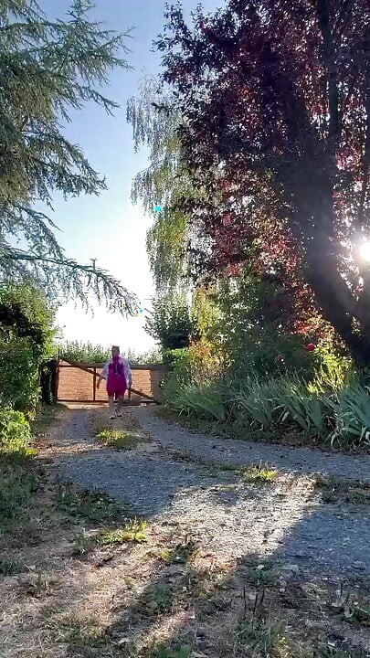 Dressed in a little fuchsia nightgown for a morning
