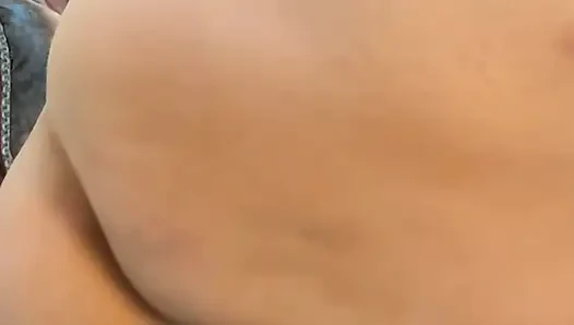 Model webcam latina yang tukang selingkuh - close up: fingering memek & pantat + ngentot dildo sampai muncrat wanita