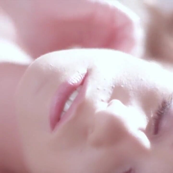 Fellucia Blow: Crimson