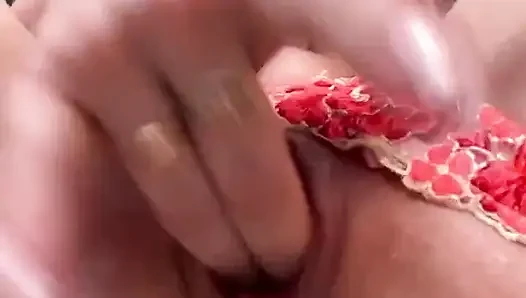 Your Girlfriend Squirts for You