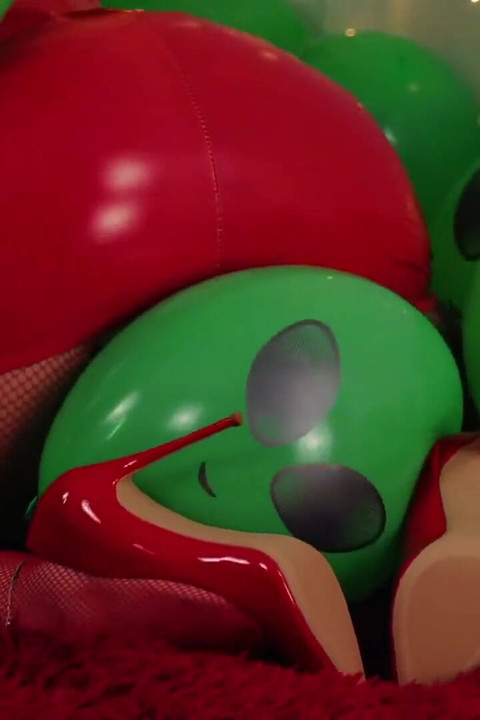 Compilation of Air Ballons Latex Fetish Video