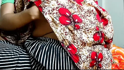 Gerçek desi çift seks - Bengalli ateşli kız erkek arkadaşıyla sikişiyor tam video