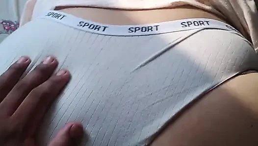 Pijamalı sikişiyor
