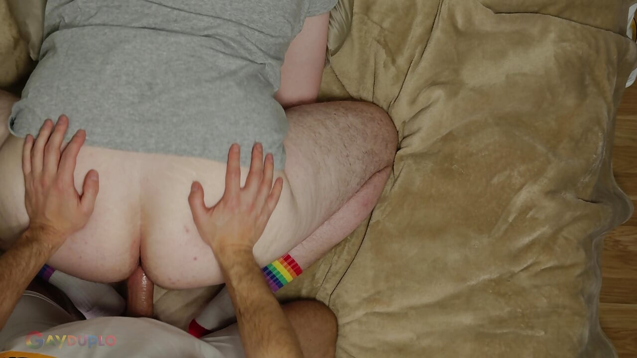 30 Minutes of Passionate Bare Sex with Deep and Hard Breeding at the End!