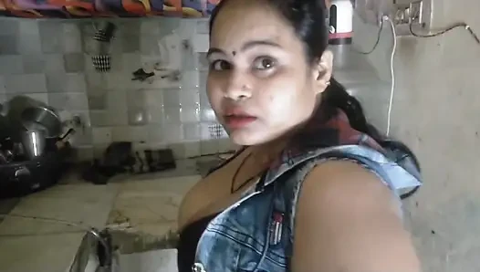 Geile stiefmutter hart gefickt von stiefsohn in der küche tabu-creampie