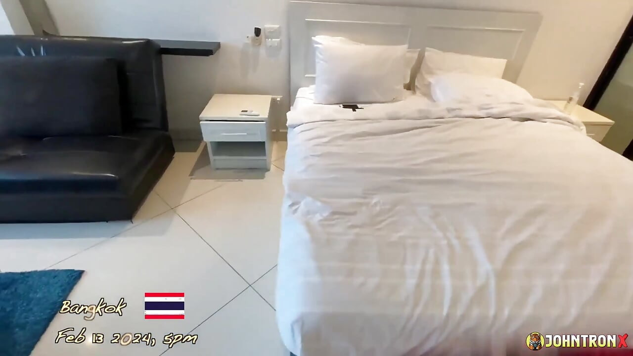 Johntronx - 2024/2/13 - Pim D - I creampie a Tattoo Free Thai Girl na Walentynki