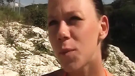 Две немецкие лесбиянки показывают, как друг друга пальцами
