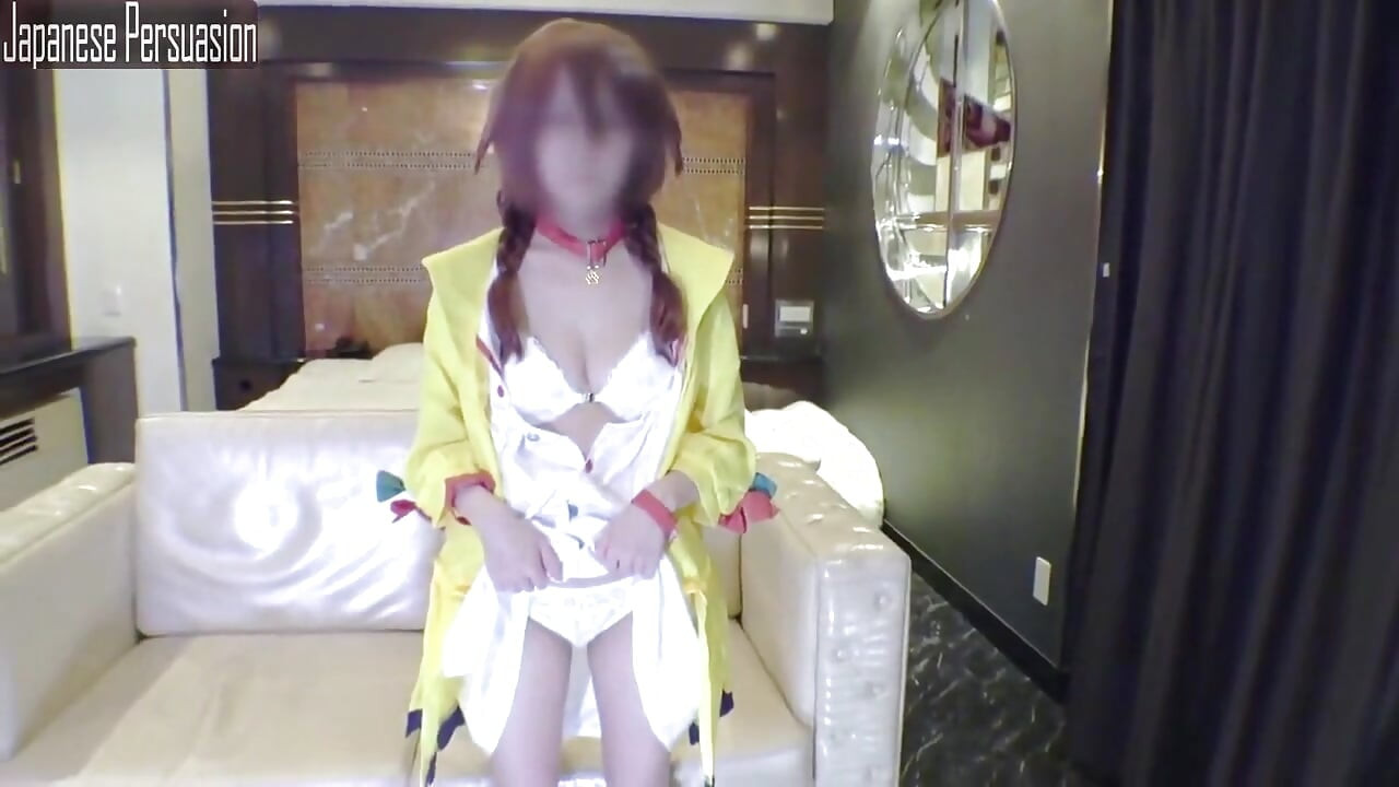 Model Piala E Kembali. Gadis pencinta bersih lagi asik fingering memeknya sendirian