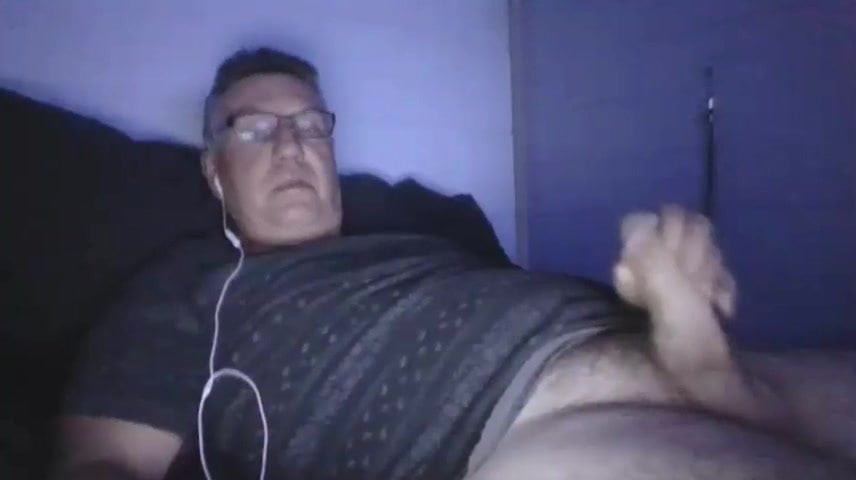 Daddy cums on cam
