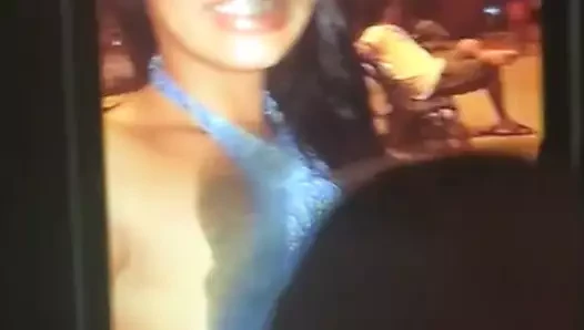 Marcela boşalıyor