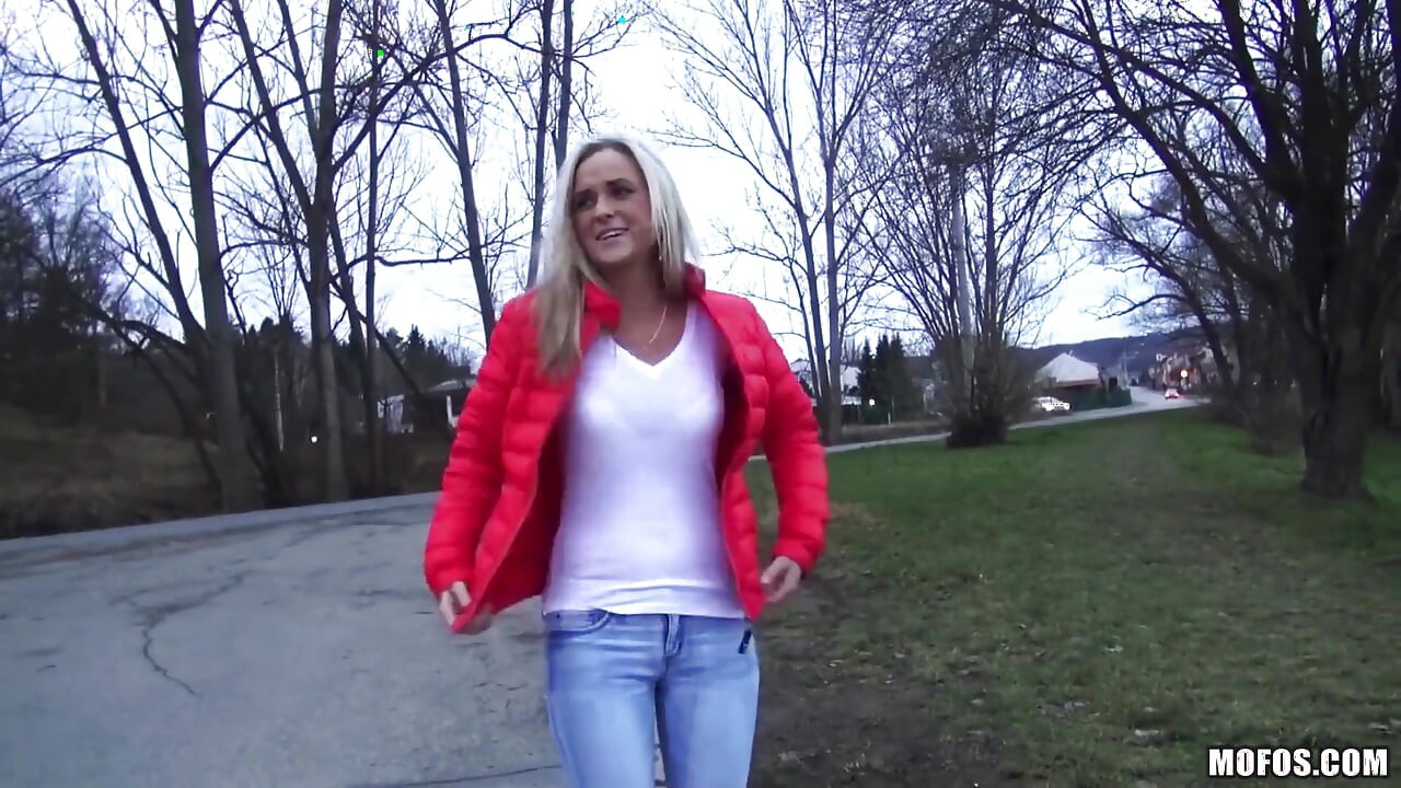 Mofos - Vinna Reed Picked up for Cash, Sucks Steve in POV Fingering Ends Double Creampie