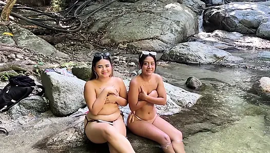 2 Latina schlucken 2 Hahne von Fremden mitten im Wald
