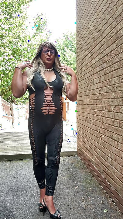 Sexy Crossdresser kellycd2022 in black pvc catsuit and heels
