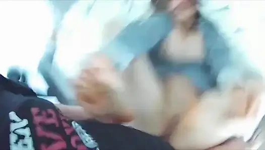 Жена дома изменяет своему с его лучшим другом. Реальные