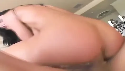 Curvy Brunette Babe Fingers Dripping Pussy to Explosive Orgasm