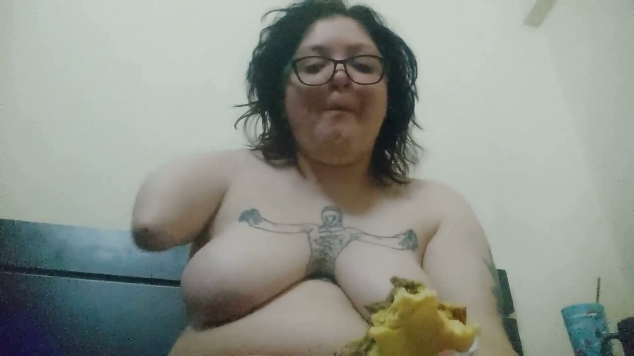Feedee Challenge 100 Burgers Day 5