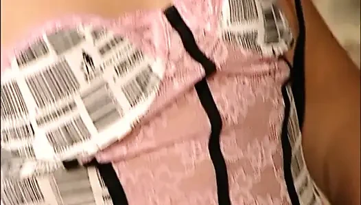 Güzel hatunda üç yarak