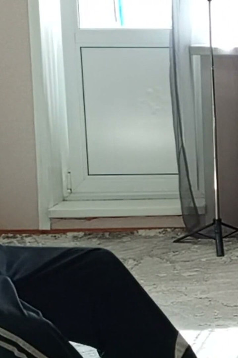 The Maid Agreed to Have Sex for a Tip