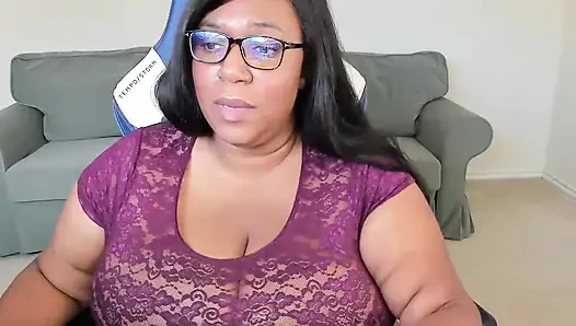 Göğüslerimle canlı yayın