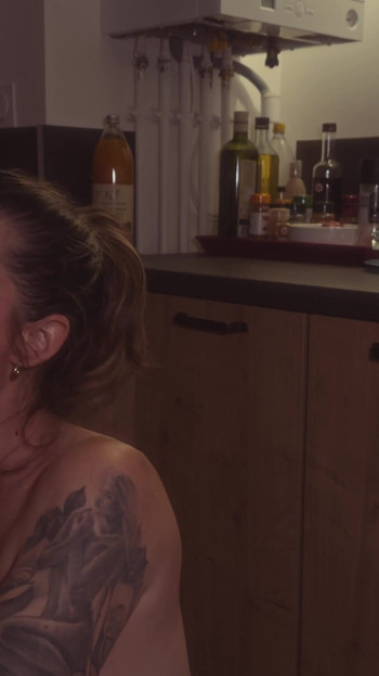 Epic moment from "I fuck a milf in her kitchen"