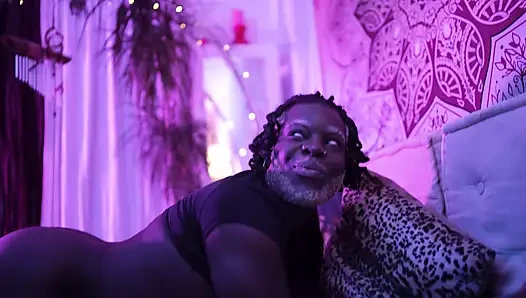 Zum ersten mal strapon-fick - schmutzige gami verliert seine pegging-jungfräulichkeit