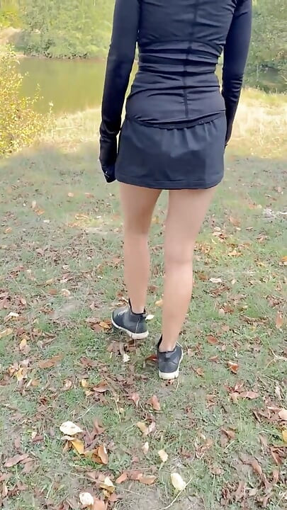 Desnuda en el bosque