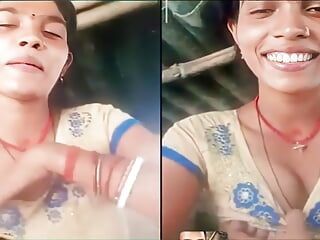 Indická studentka šuká video v hindštině, část 2