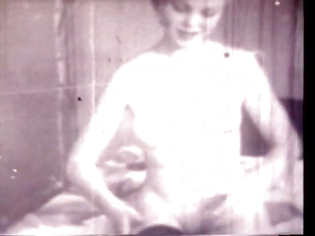 Вінтажна блондинка мініатюрна