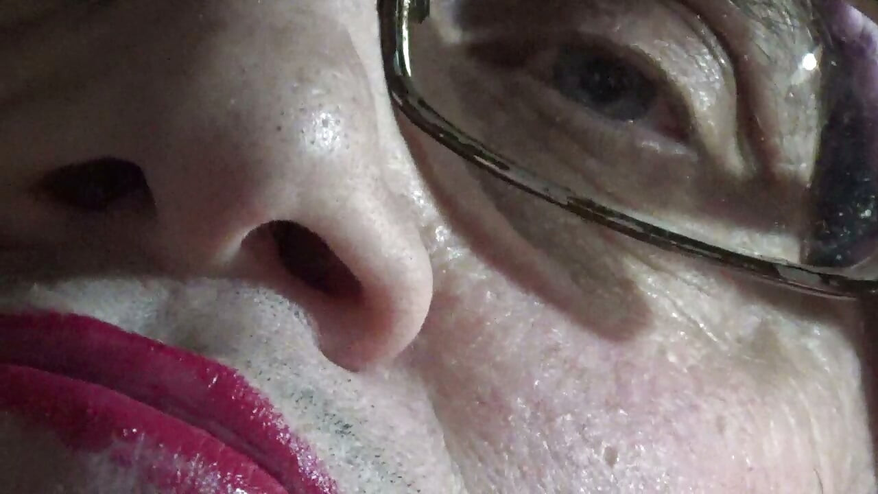 Sucking. Serge Ave-Lusin. 2026a