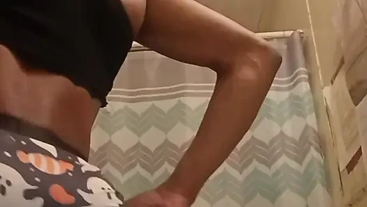 Cute Goth Tranny Use Spooky Shorts to Cum