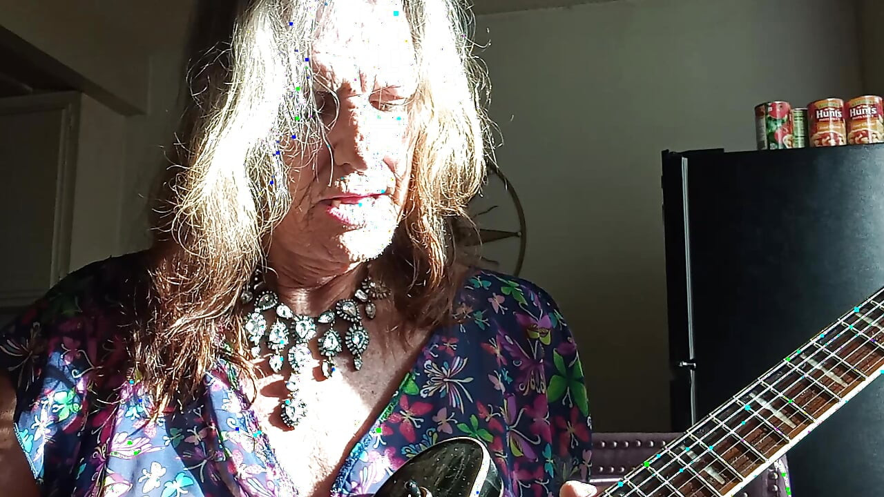 Lizzy Yum SFW SD August 2025 Dilating #83 (love bus Lords of acid)