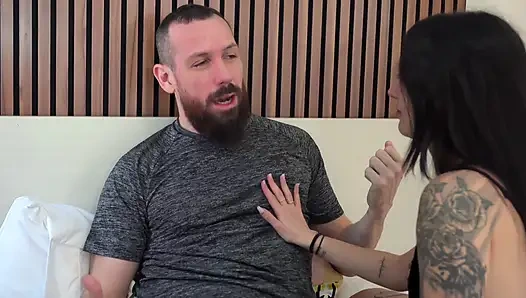 Pacarku meceritakan fantasinya sebelum kami tidur dan dia jadi sange banget sampai kami ngentot sampai aku crot di wajahnya