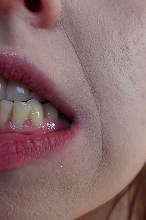I Clean My Teeth with Dental Floss
