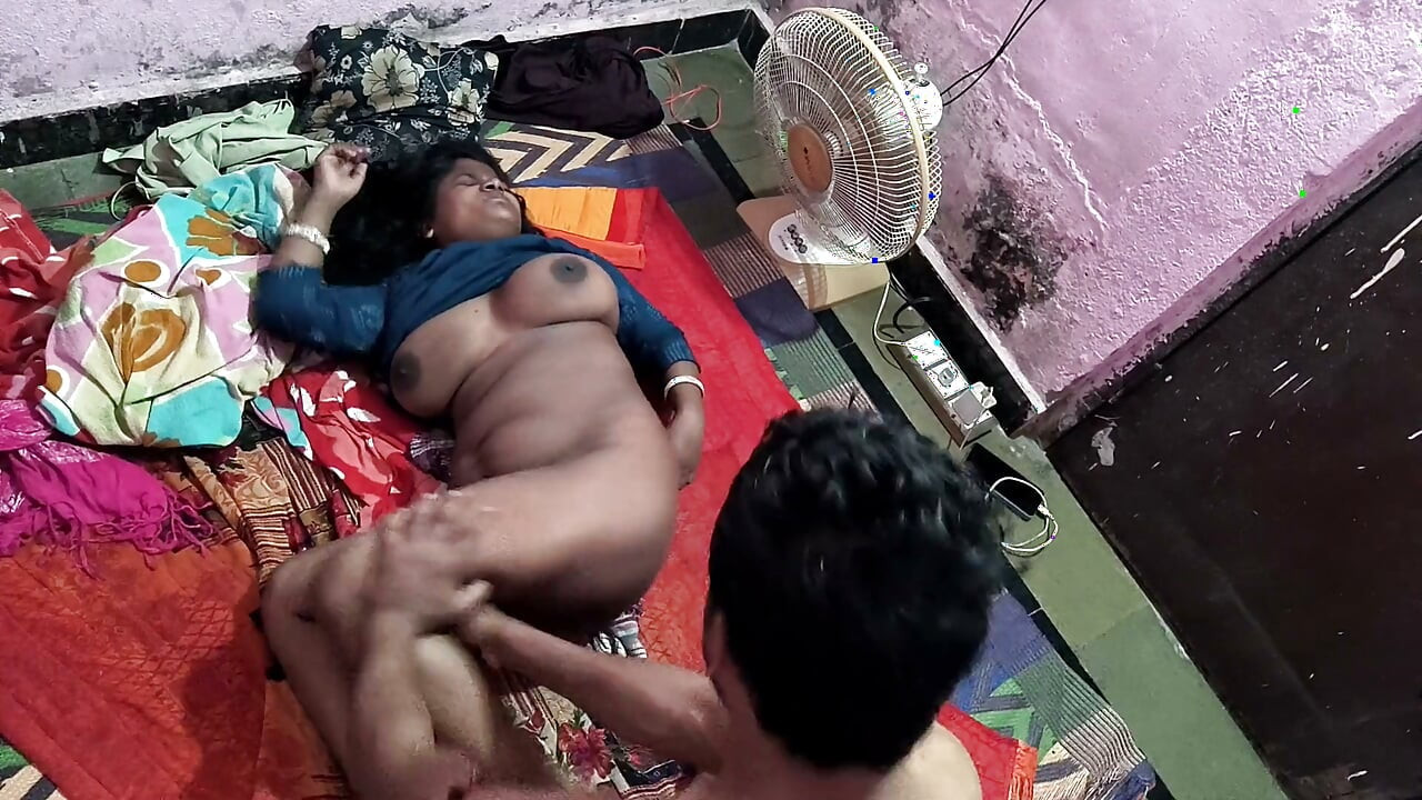 Shaved French doll eats cum after hot cock-riding session