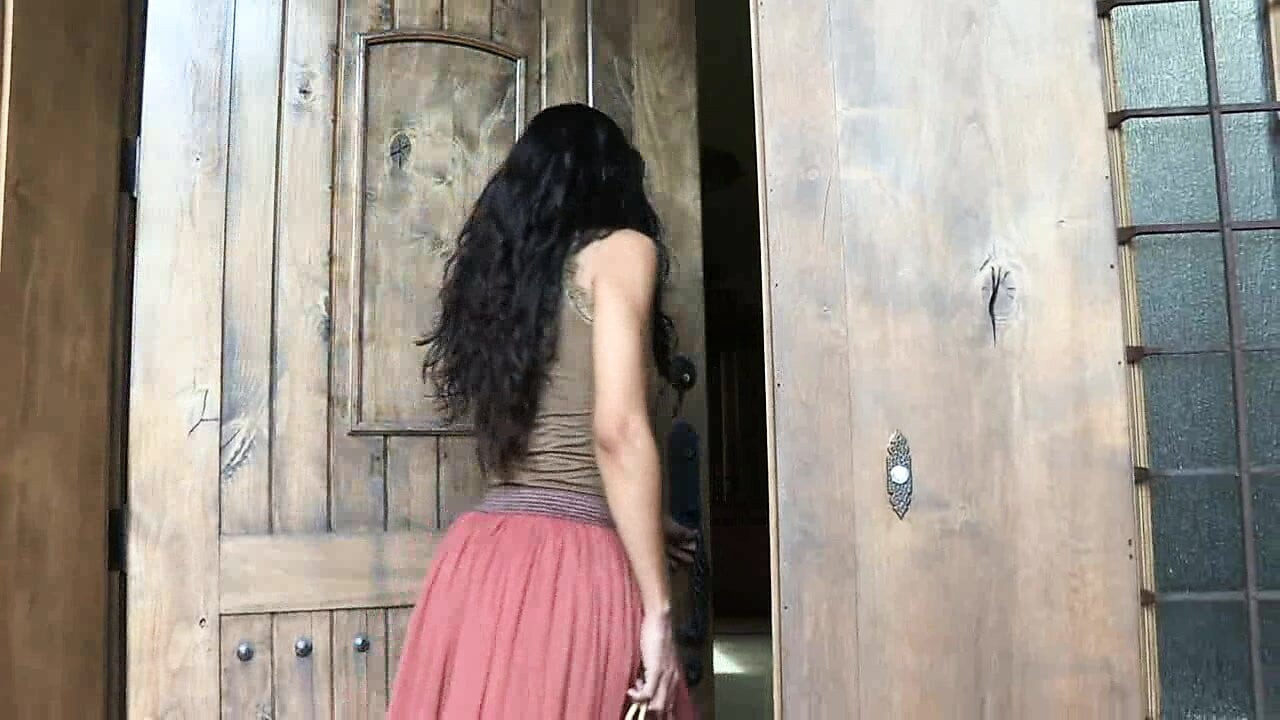 LOVE HURTS - (FULL HD MOVIE)