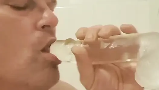 Orospu açıkça dildo emmeye bağımlı