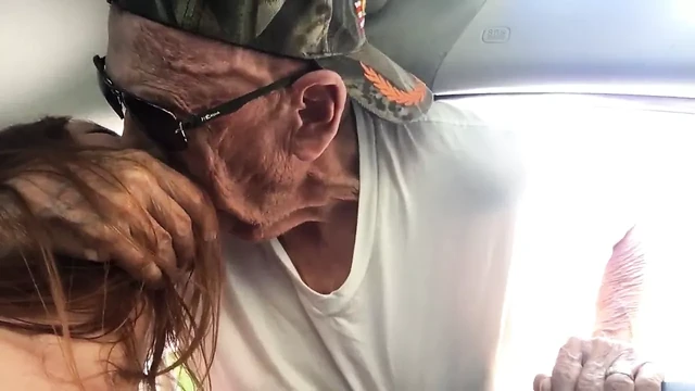 Milf dogging with old man - kissed and sucked