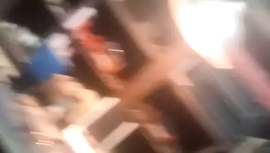 çıplak oynamak