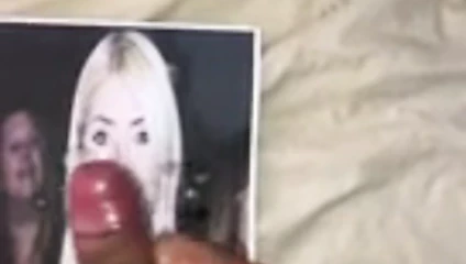 Holly Willoughby'ye saygı duruşu