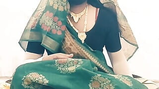 Shemale enjoy with sex toy with home