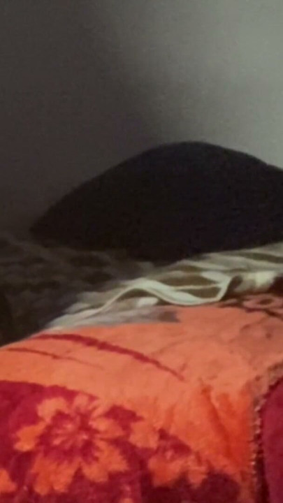 Mogen Praktisk gilf oljar långsamt massage BBC, styvsonens vän stannar hemma hos mig och jag hamnar med hans sperma i munnen | Klippa 1