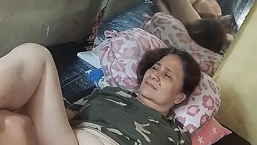 Hayatımın aşkı amcığını o kadar çok yiyorum ki bundan hoşlanıyor