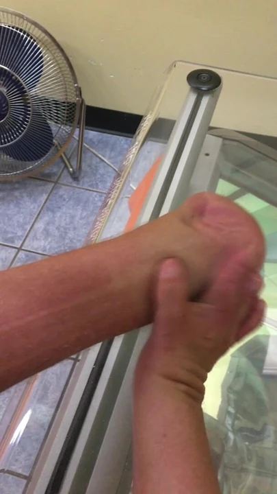 Gay Amputee rubs it all over