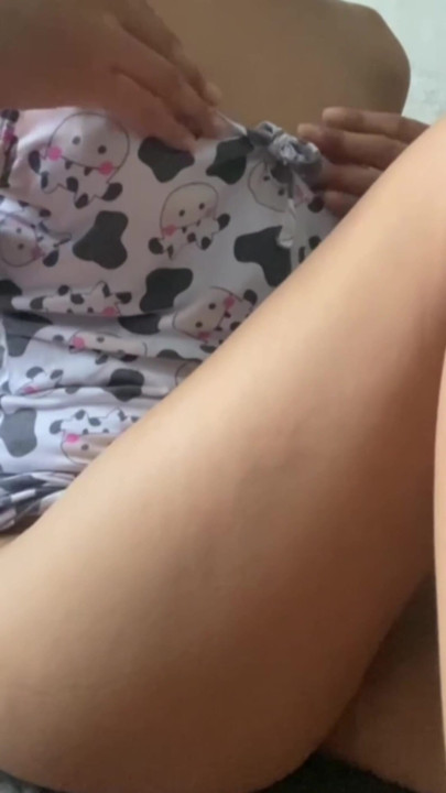 She came home with my nipples erect, she caresses me! Real homemade video | Clip 2